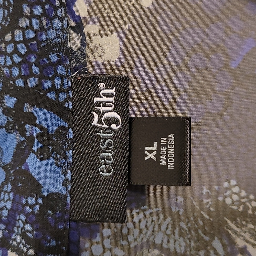 Blouse - Picture 2 of 4